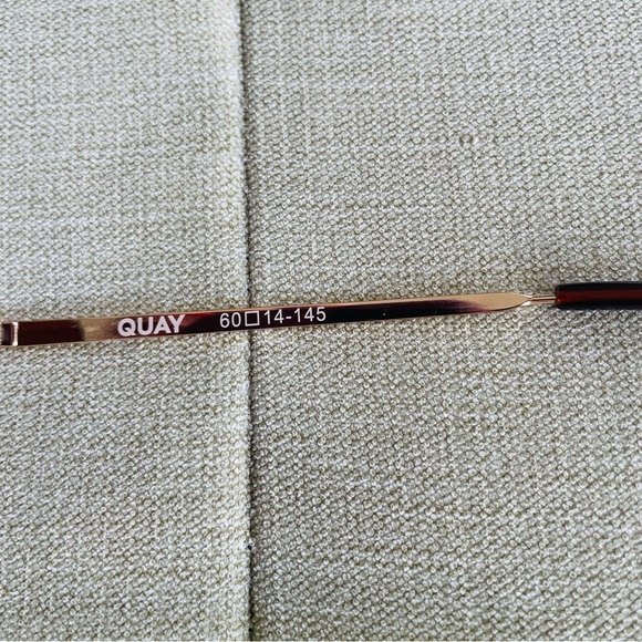 NWOT QUAY brown aviator, sunglasses - Picture 5 of 11